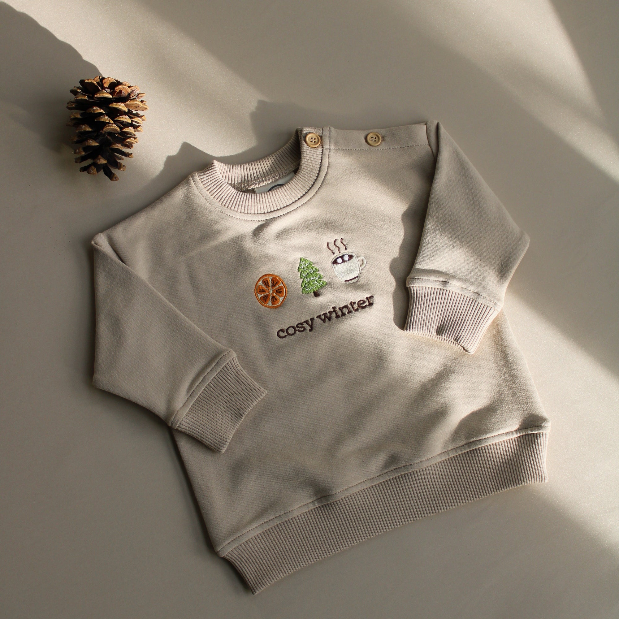Family Sweatshirt - Oatmilk - Cosy Winter