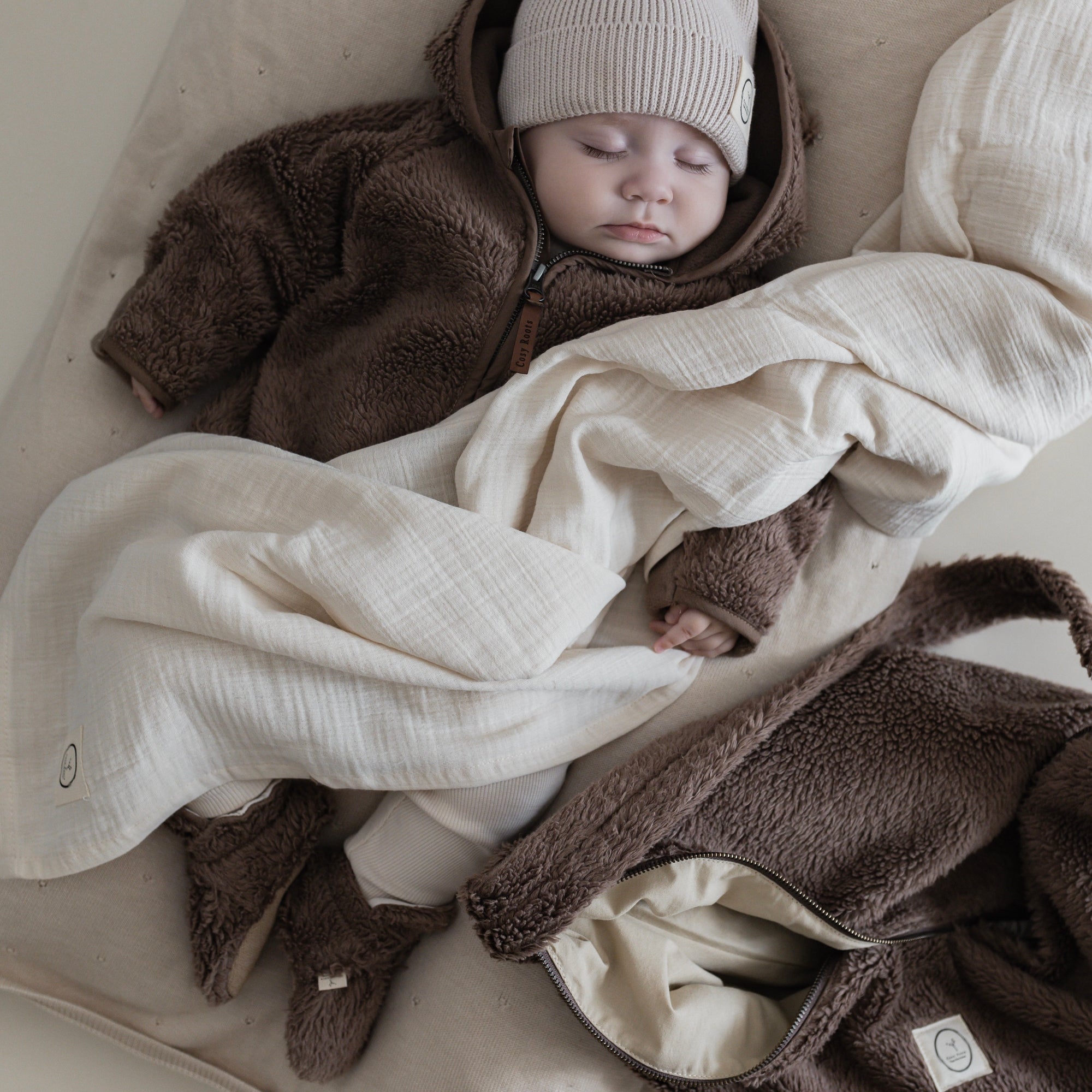 Organic Teddy Booties - Mocha
