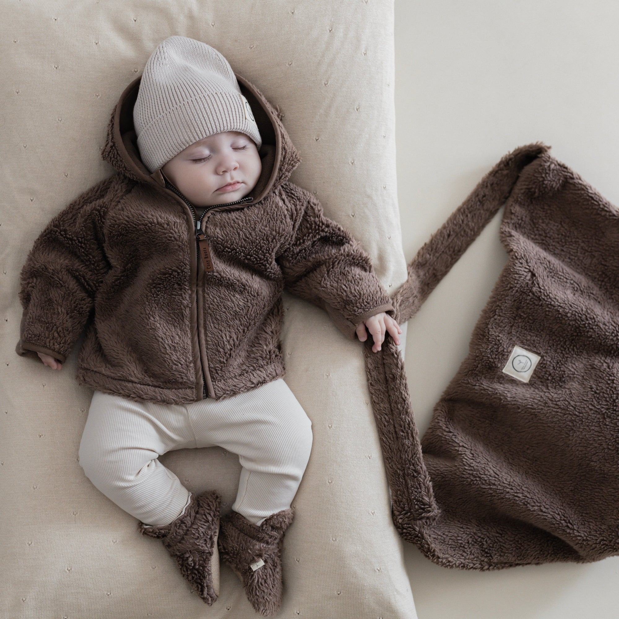 Organic Teddy Booties - Mocha