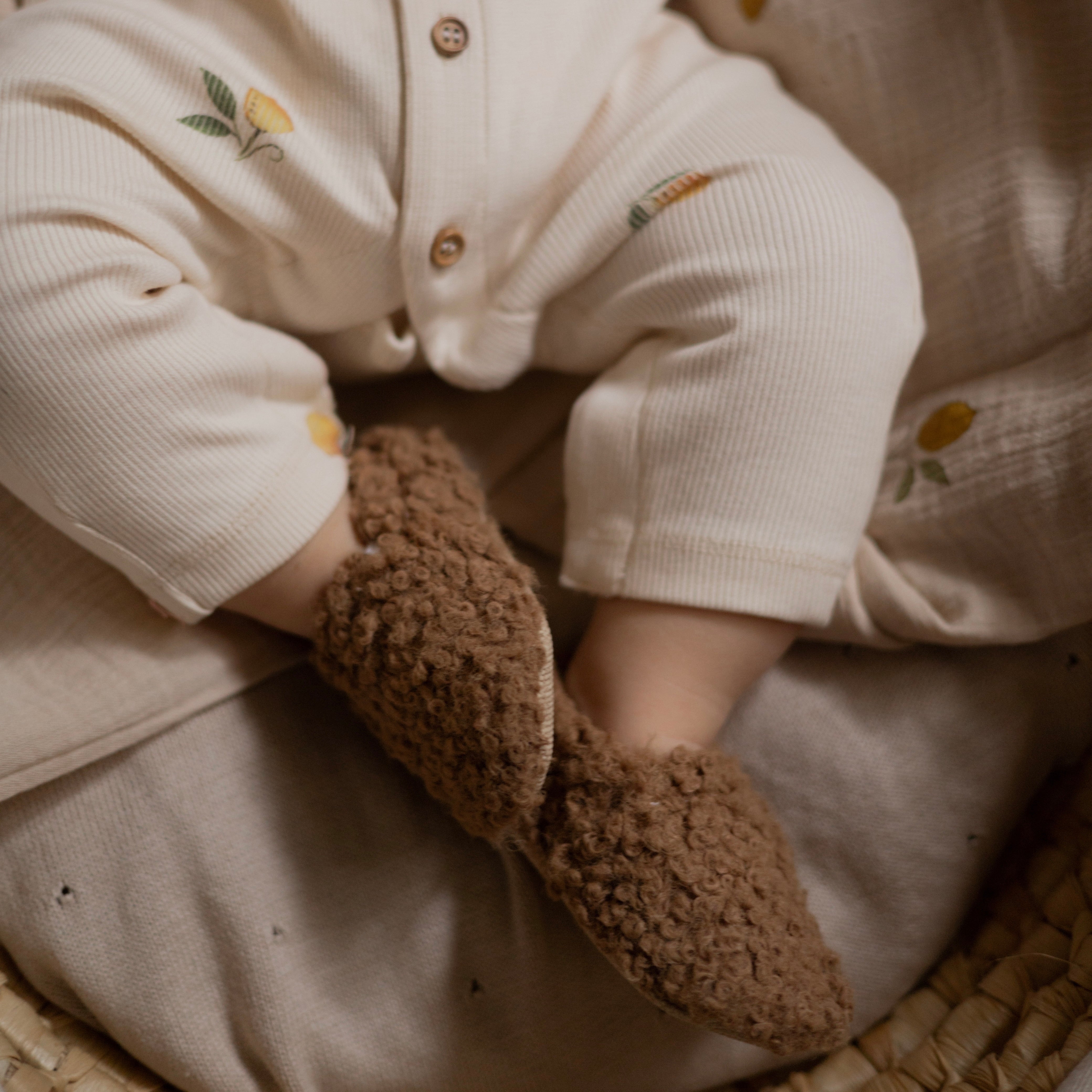 Vegan Shoes - Isii_bla X Cosy Roots - Teddy Shoes - Chocolate - Earth Collection