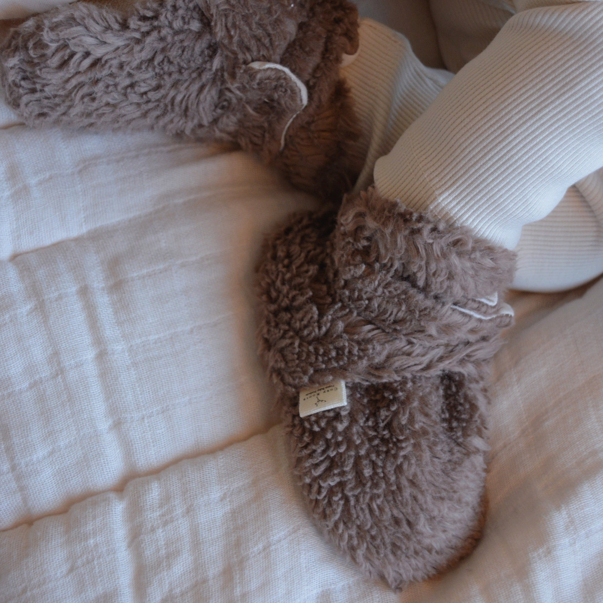 Organic Teddy Booties - Mocha