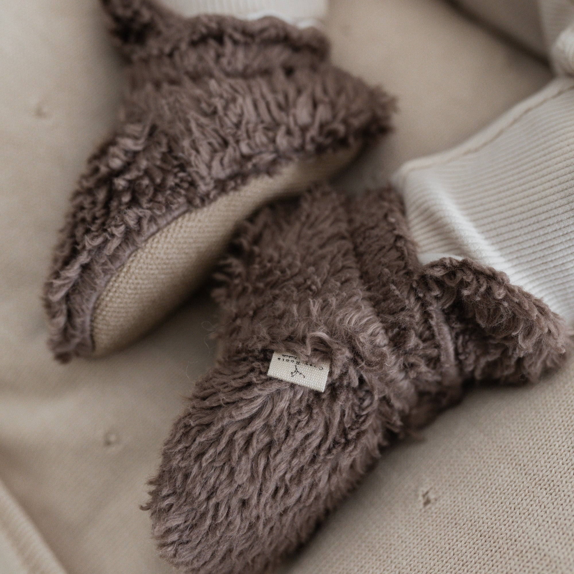 Organic Teddy Booties - Mocha