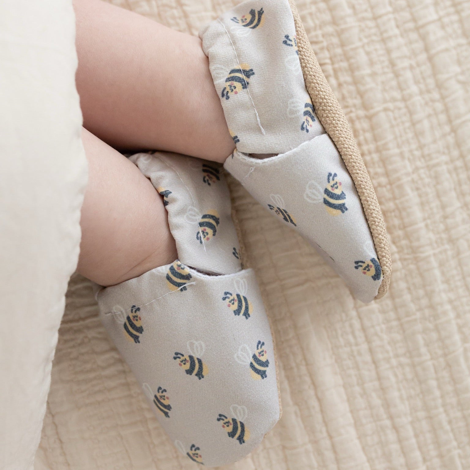 Vegan Shoes - Vanezia X Cosy Roots - Hummelheldin