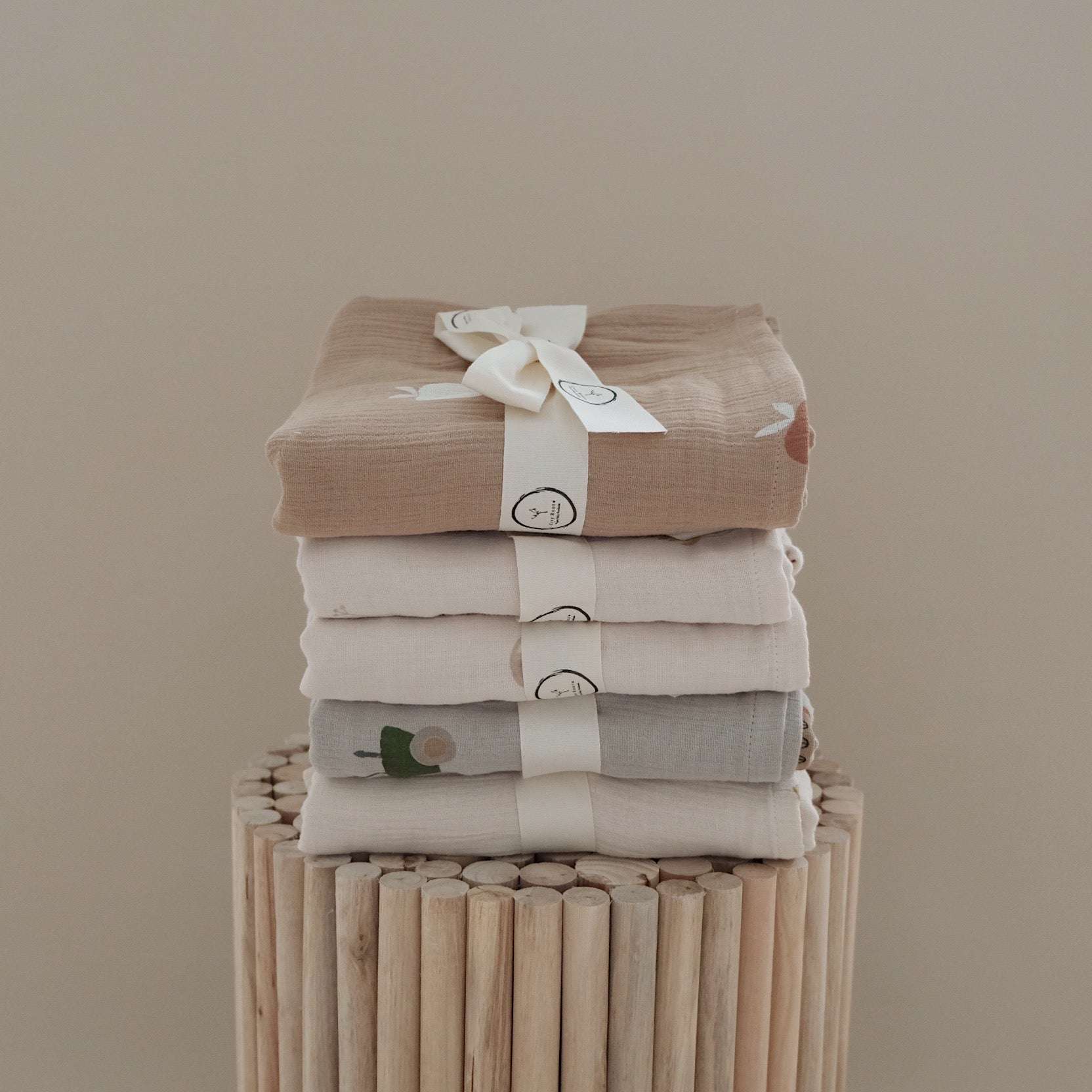 Organic Muslin Swaddle Set - Pure Apple/Sand