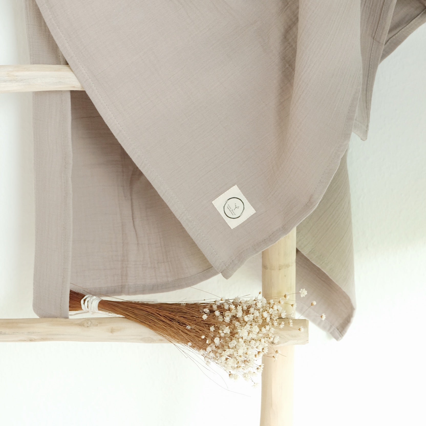Organic Muslin Swaddle - Caramel - 120x120cm