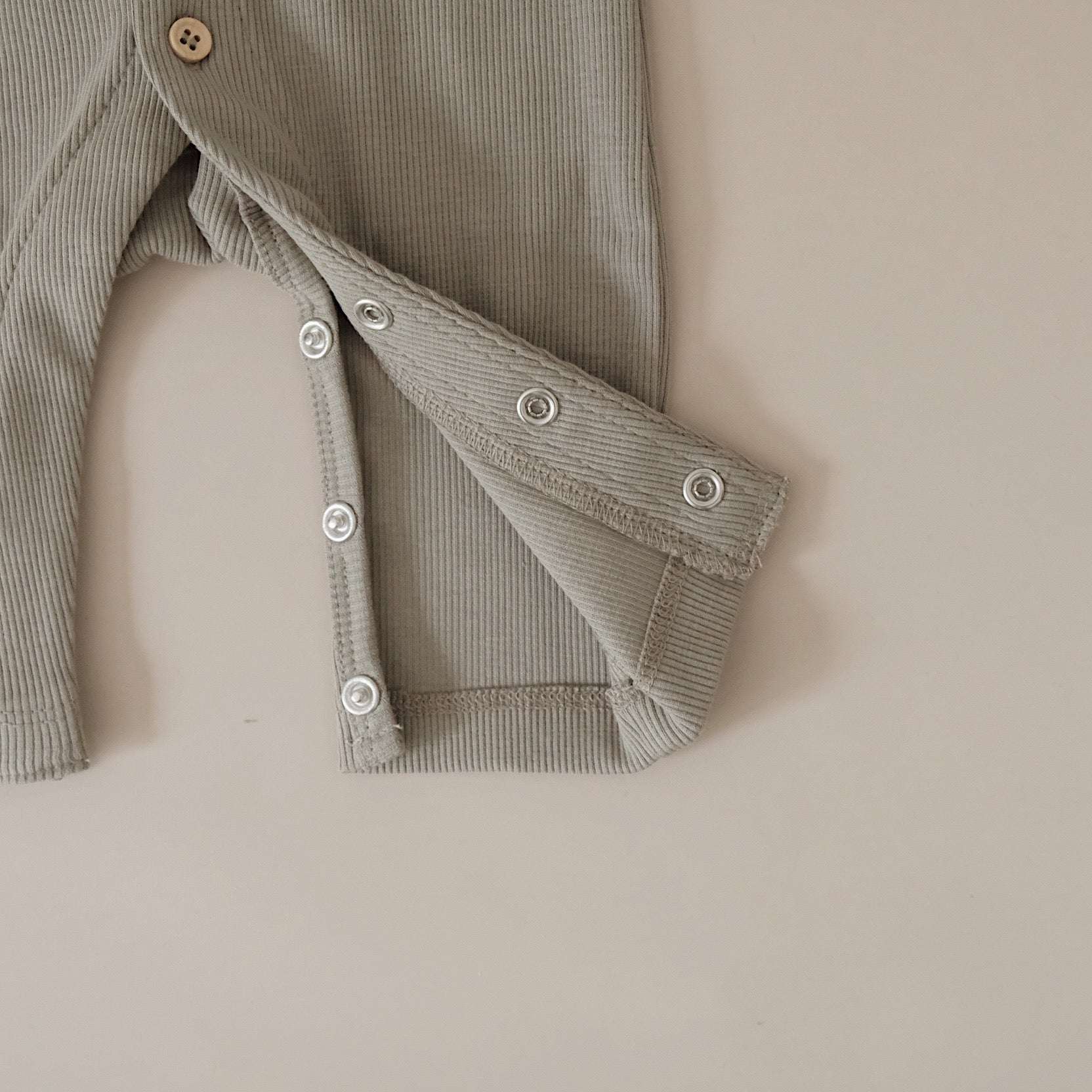 Organic Onepiece - Khaki