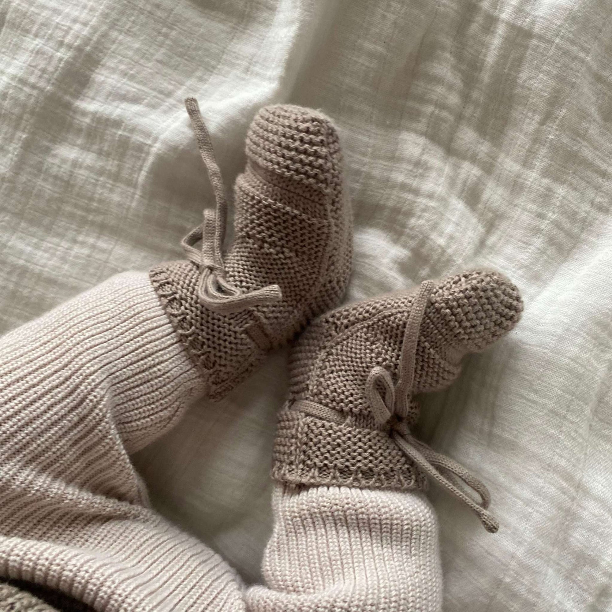 Organic Knit Booties - Caramel