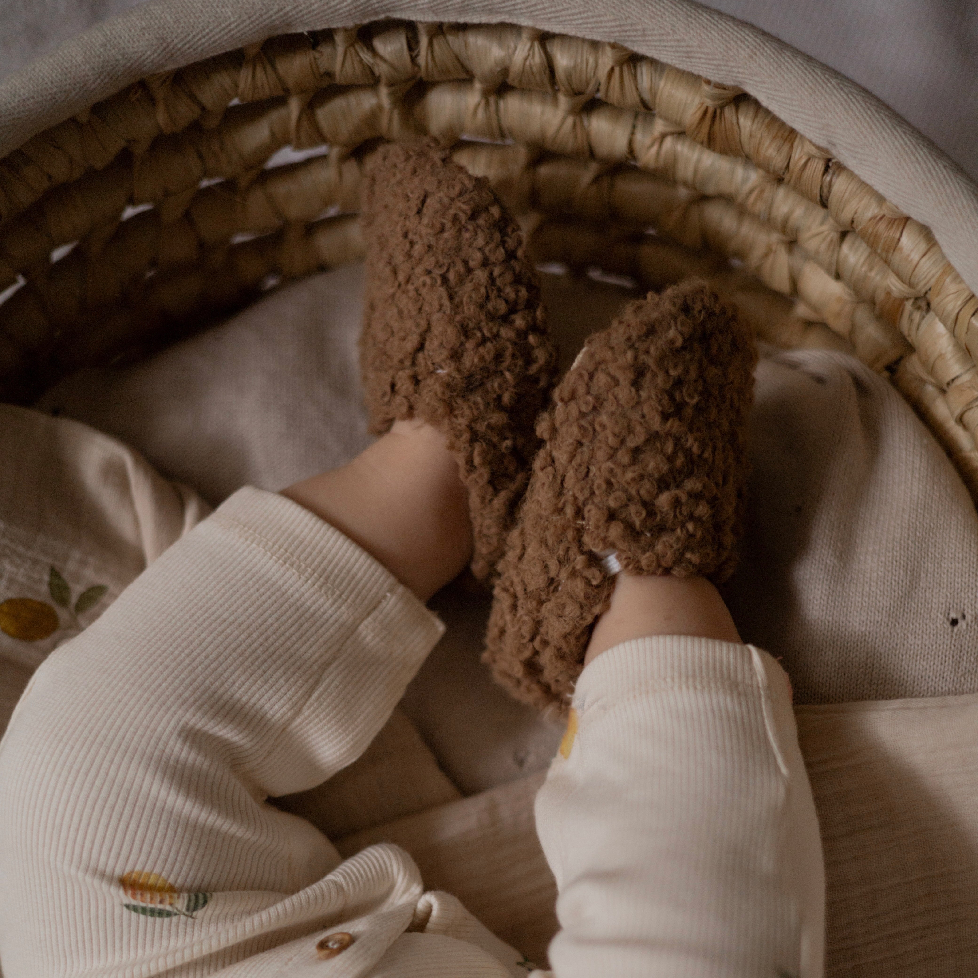 Vegan Shoes - Isii_bla X Cosy Roots - Teddy Shoes - Chocolate - Earth Collection