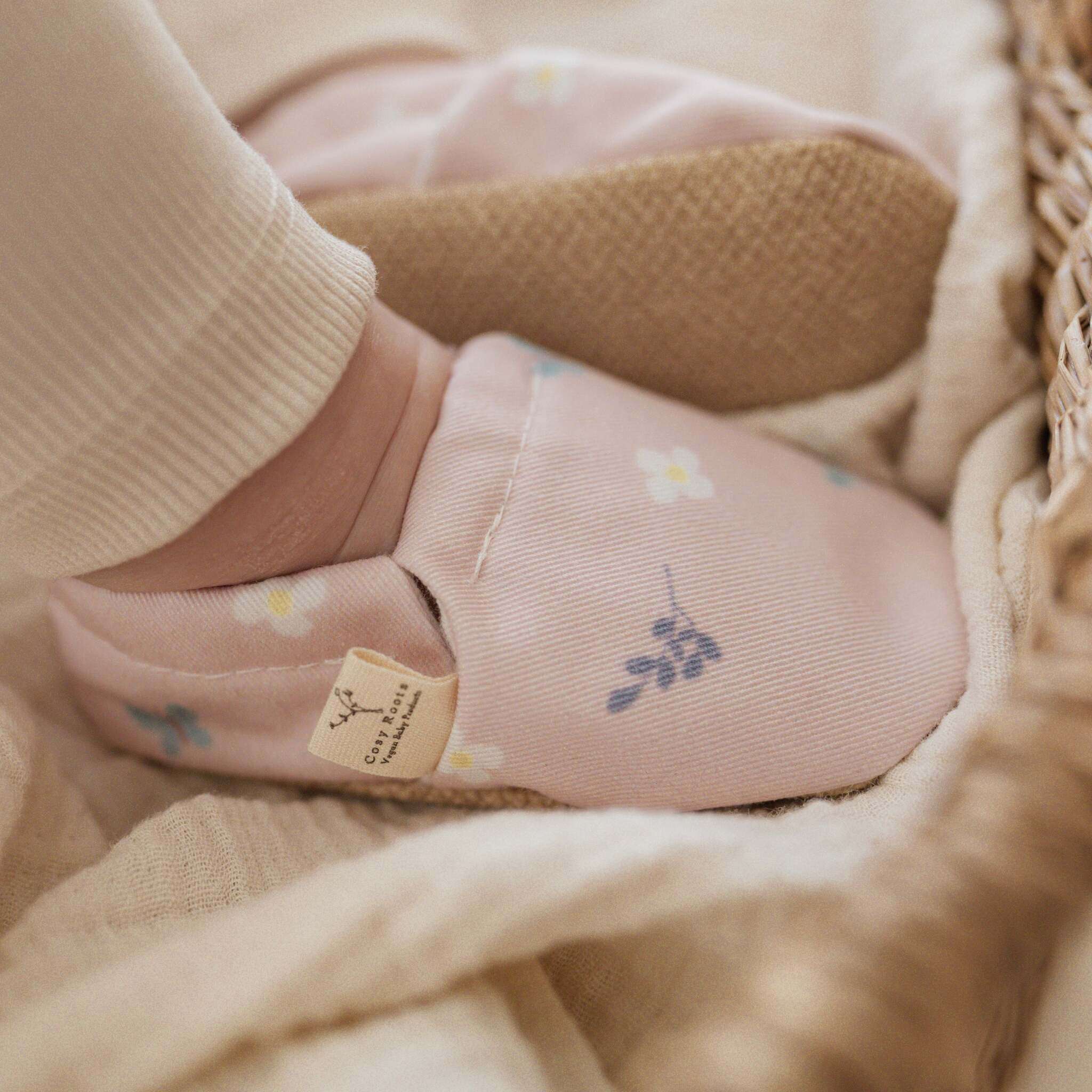 Vegan Shoes - Cosy Butterflies – Cosy Roots GmbH