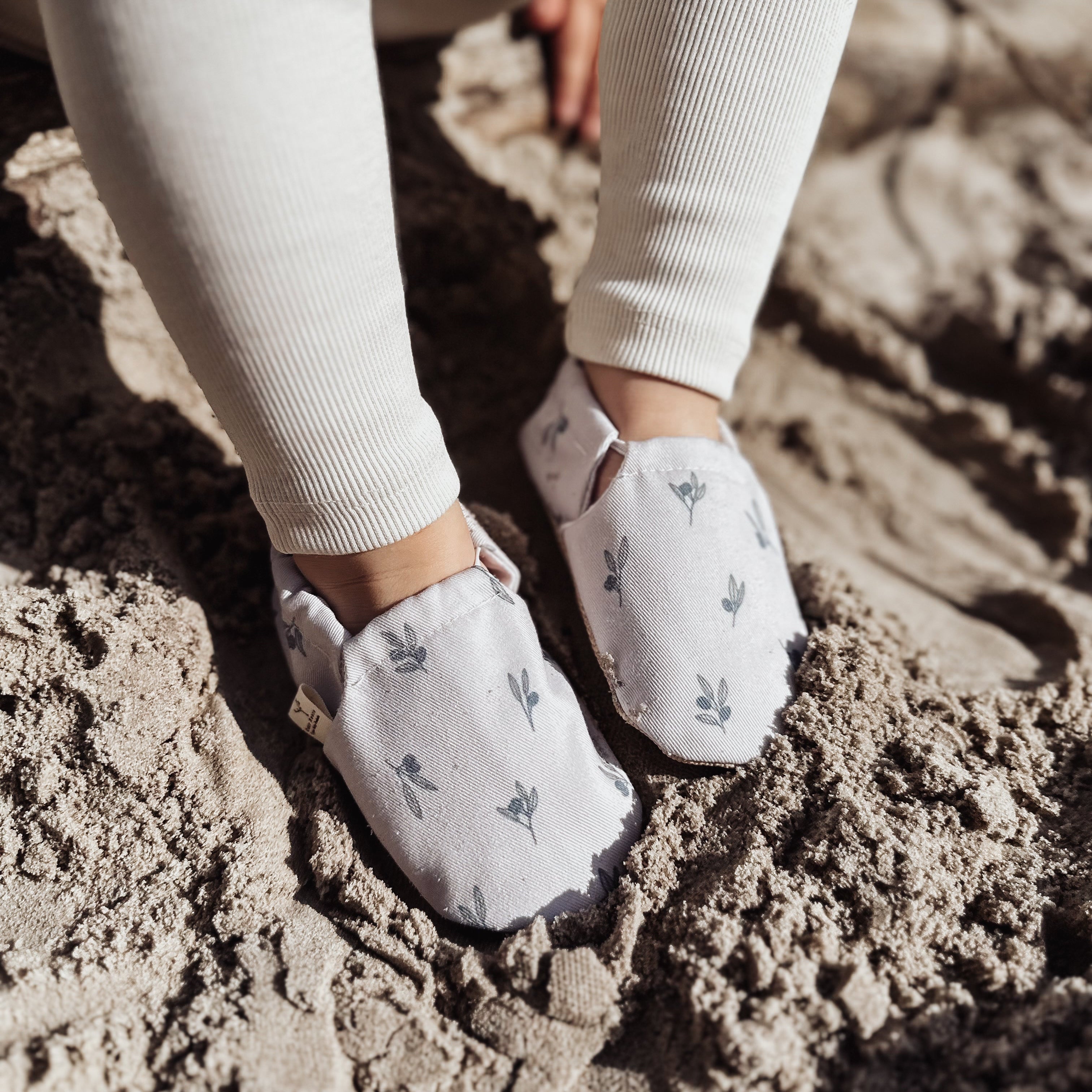 Vegan Shoes - Tiny Olives – Cosy Roots GmbH
