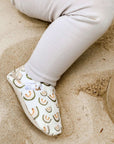 Vegane Babyschuhe und Kinderschuhe, rutschfest, waschbar, ohne Schadstoffe, samtweich, aus Baumwolle. Fast wie barfuß mit dem Schutz aus samtweicher Baumwolle