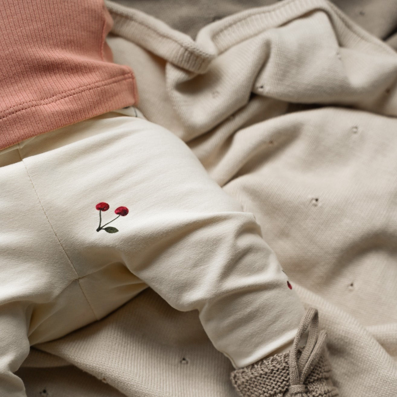 Organic Leggings - Pure Cherry