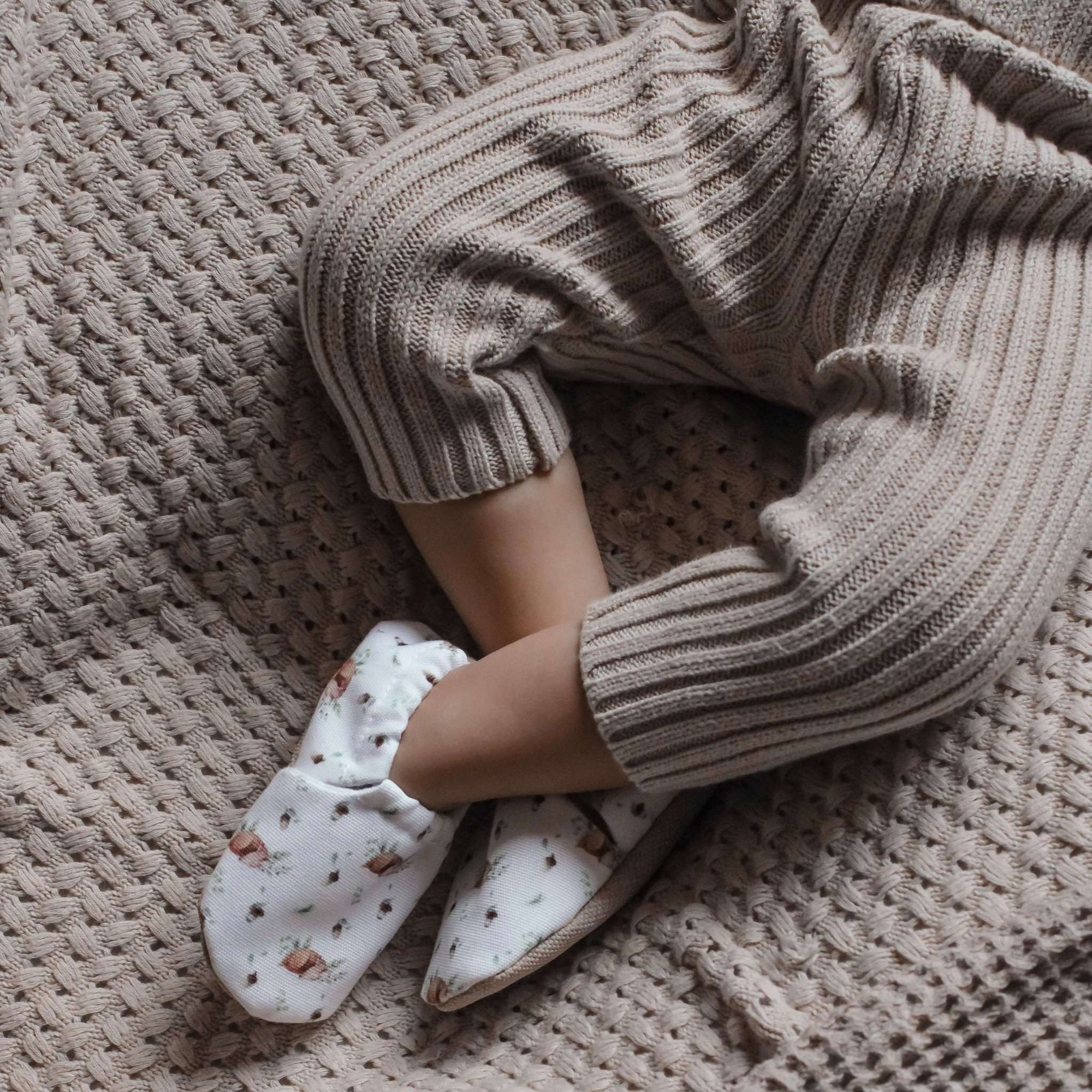 Vegan Newborn Shoes - Cosy Deer - S A L E
